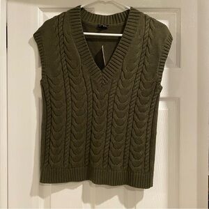 Talbots cable knit sweater vest, olive green, XS